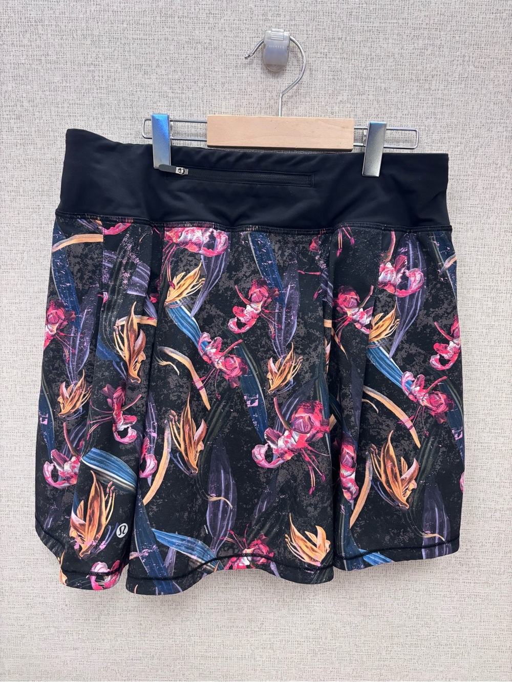 Lululemon Floral Print Athletic Skirt - Black with Pink & Blue Floral